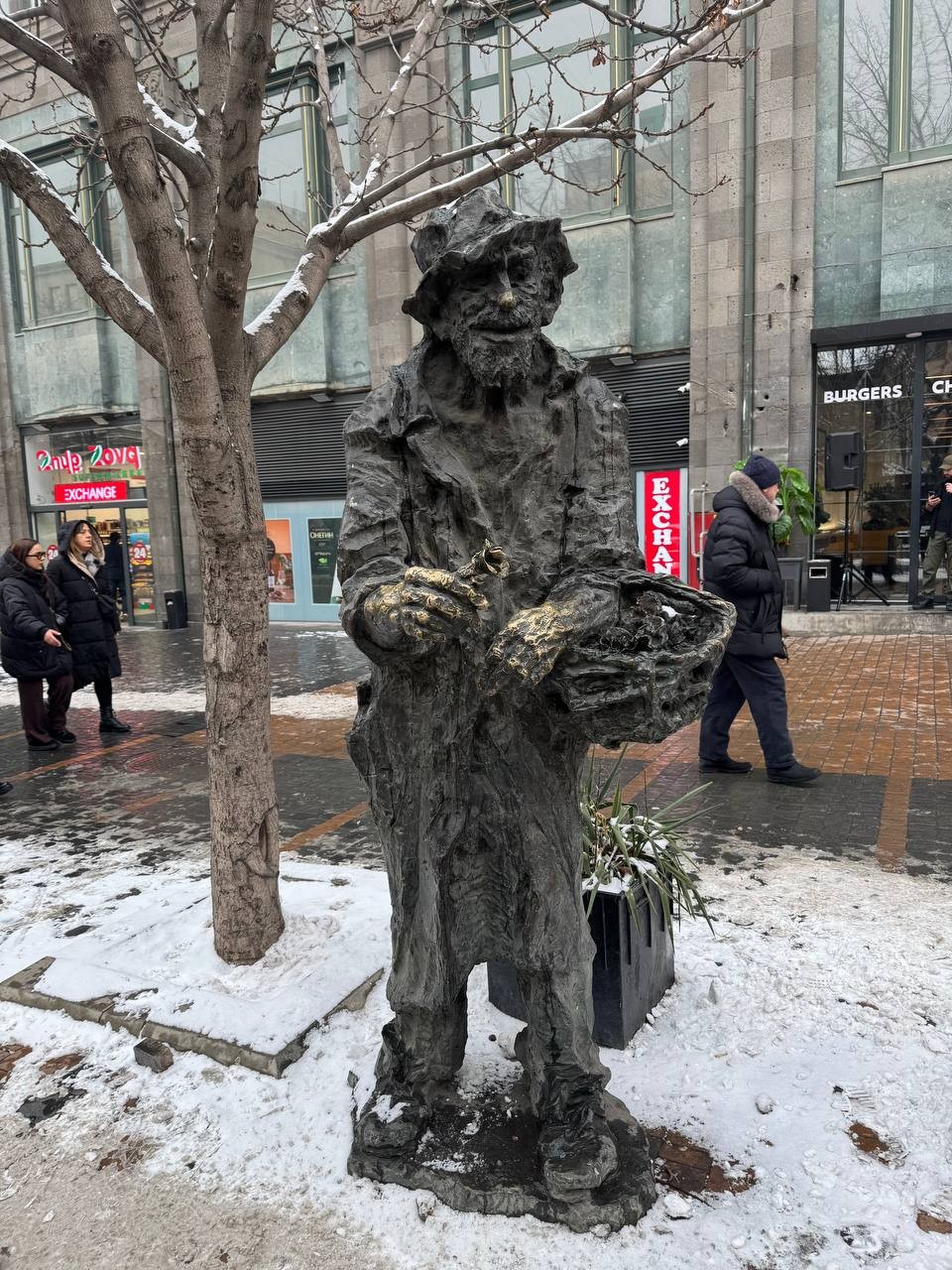 Мы остались под большим впечатлением после экскурсии. Сергей не только рассказал нам о таинственных, мистических и