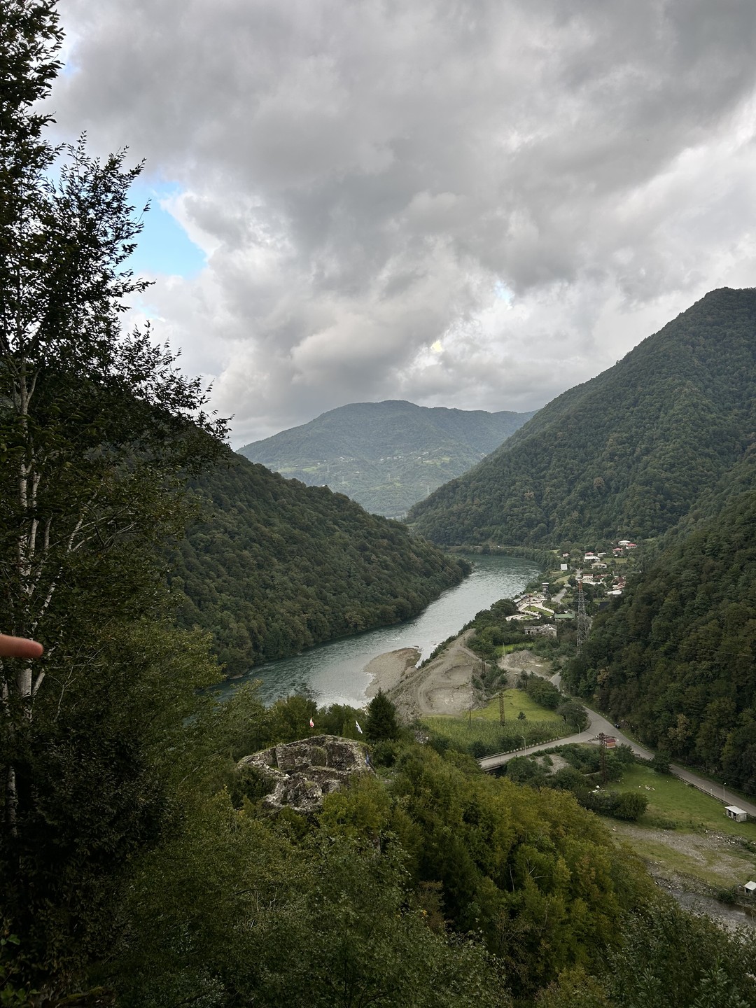 Экскурсия была просто потрясающей! Виды как с открыток, гид с открытым сердцем рассказывал много интересного, сам