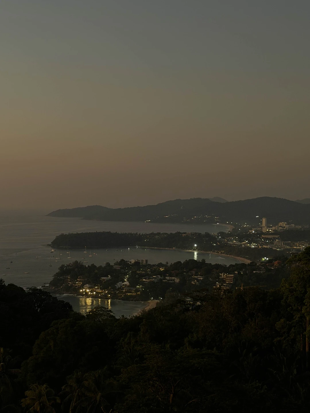 Недавно мы посетили экскурсию «влюбиться в Пхукет за 1 день и она произвела на нас огромное