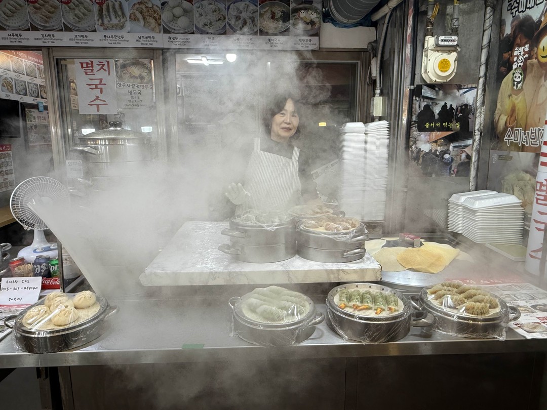 Большое спасибо, Анжела, за прекрасный день в Сеуле! Если времени мало, а хочется увидеть разные грани