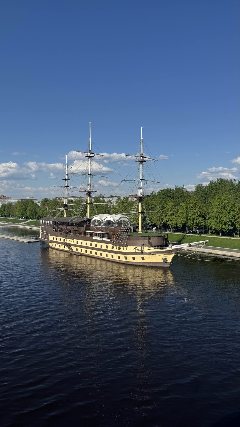 Два центра Великого Новгорода: кремль и Ярославово дворище в мини-группе (Виталий)