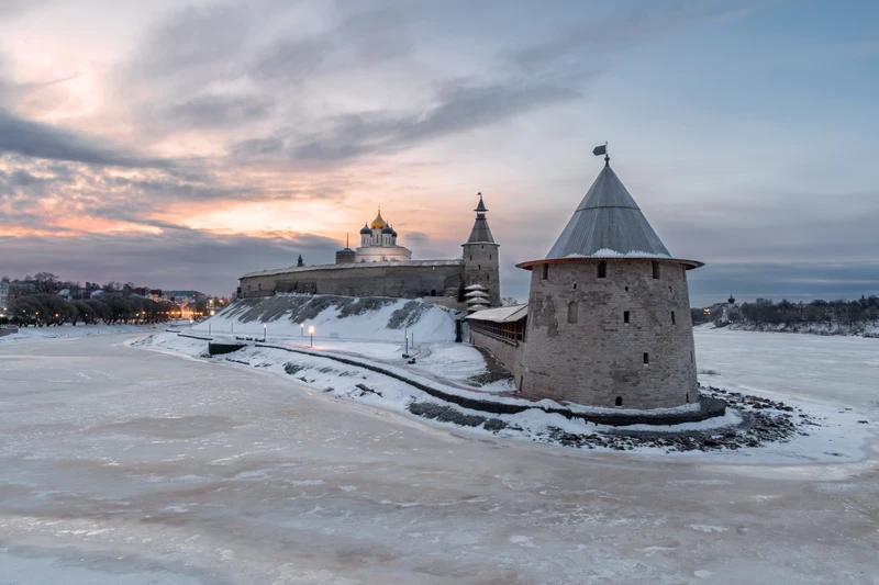 Там русский дух: Псков, Изборск, Печоры и Пушкинские Горы