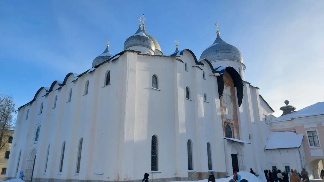 Замечательная экскурсия по основным локация Новгорода! Аркадий рассказывал с любовью о своём городе. Прошлись по моей