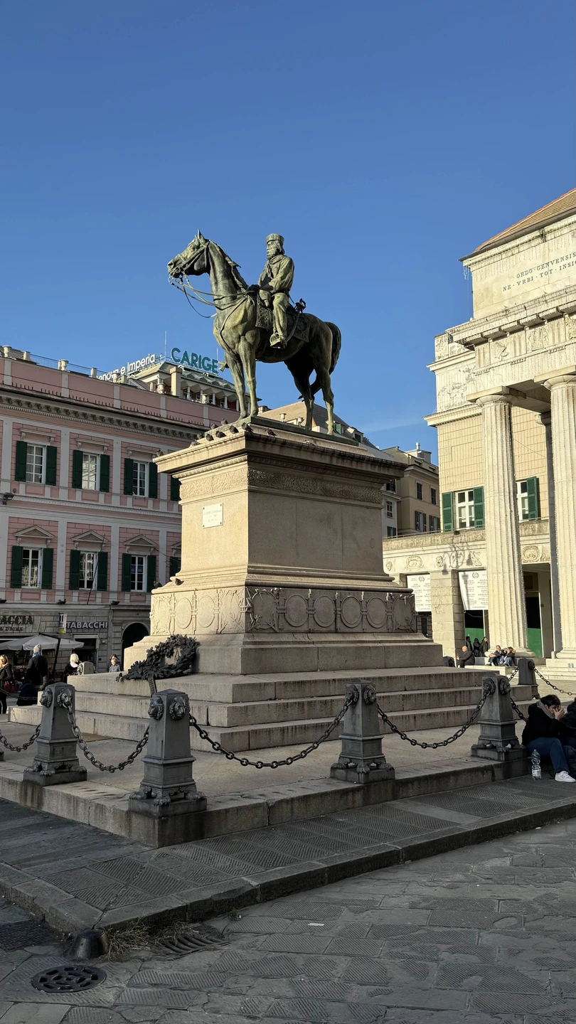 Недавно мы имели удовольствие посетить экскурсию с опытным гидом Ильяной, которого смело можем рекомендовать всем, кто