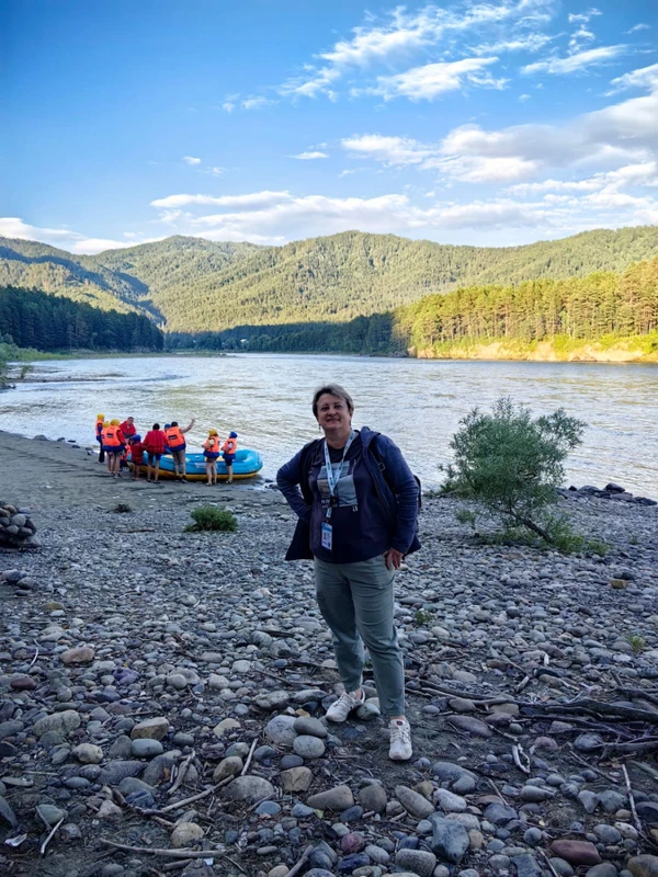 Чистые воды Алтая: познавательное семейное путешествие из Манжетка