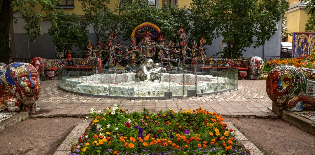 12&nbsp;самых интересных дворов Санкт‑Петербурга