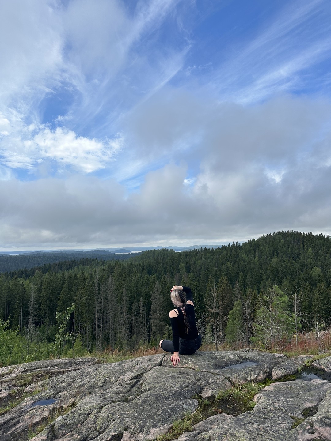 Путешествовали компанией из четырёх человек и остались очень довольны поездкой! 🌿