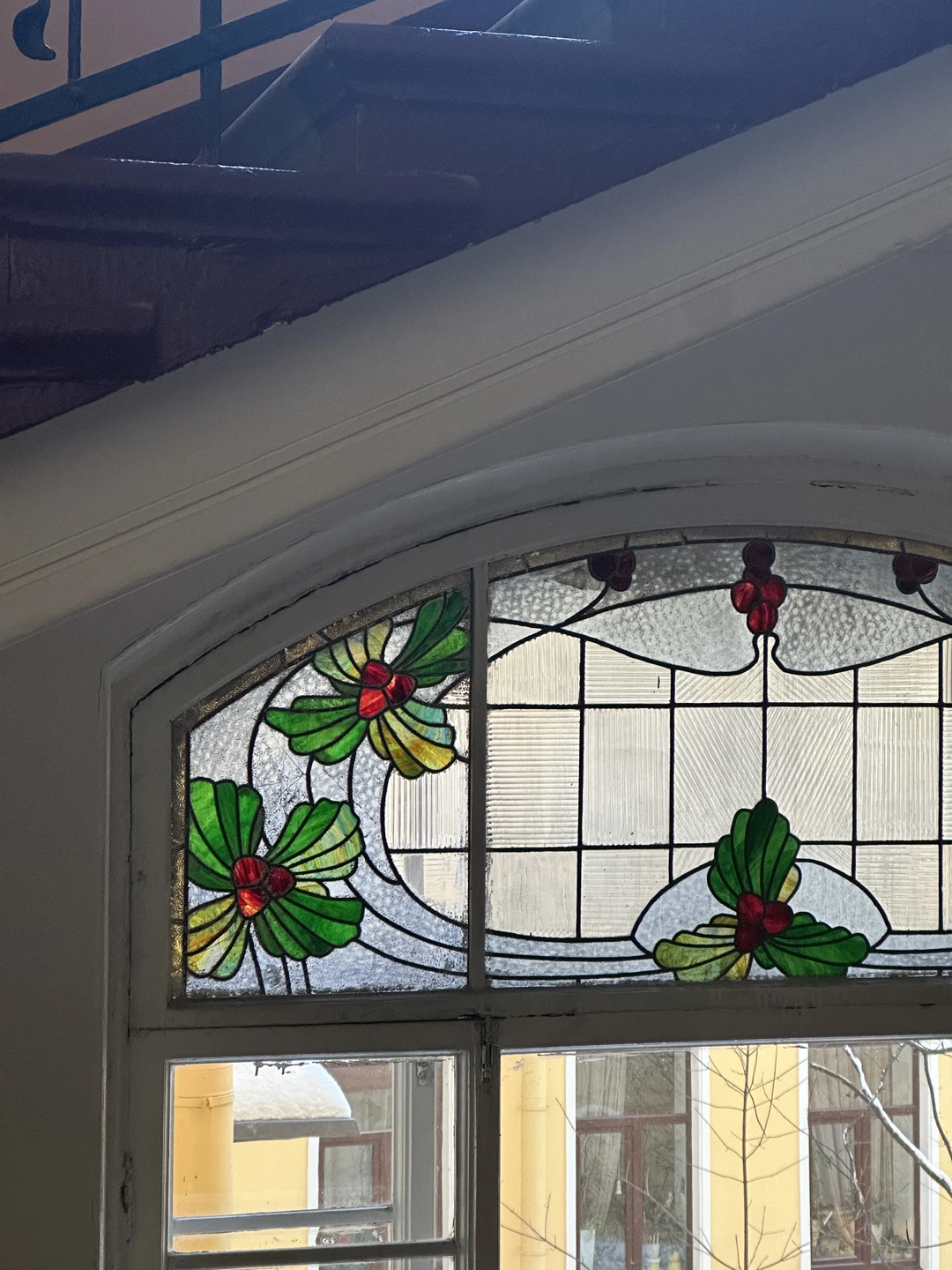 Была с родителями. Мне с отцом понравилось, маме за компанию тоже. В это день было холодно,