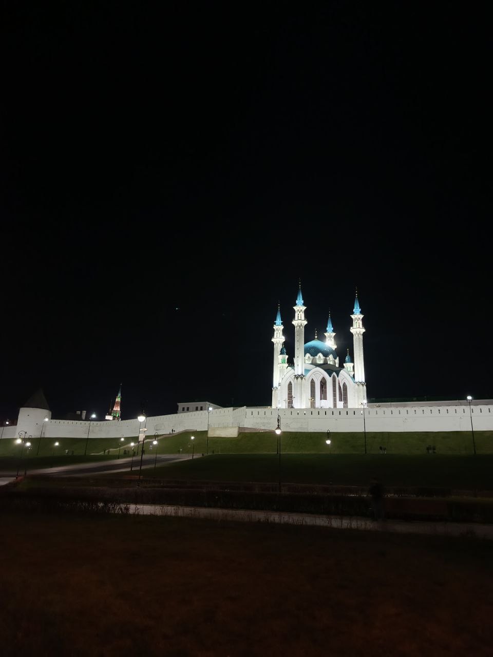 Ночная Казань и катание на колесе обозрения «Вокруг света» (Наталья)