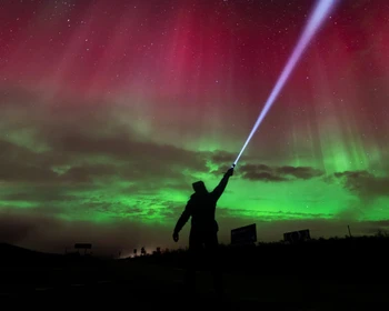 Айс-флоатинг, охота за северным сиянием