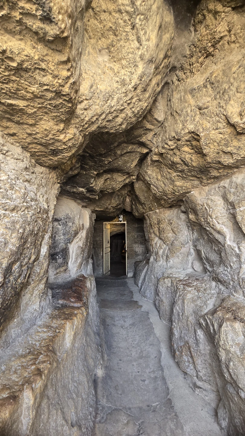 Мы в восторге! Пирамиды, сфинкс, гробницы… Экскурсия нам очень понравилась. Сайд много нам интересного рассказал и