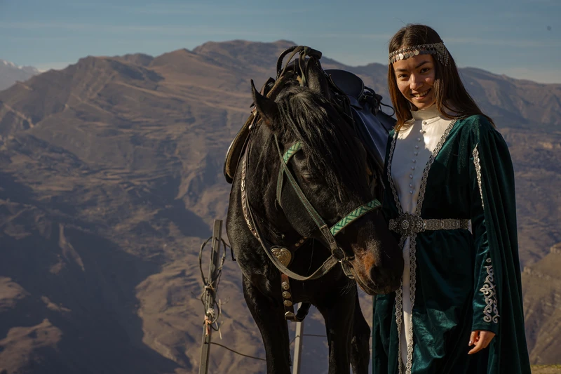 За впечатлениями - в Дагестан: главные локации, гастрономия и фотосессия в костюмах