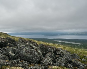 Подъём на гору Аллуайв в Ловозерских тундрах