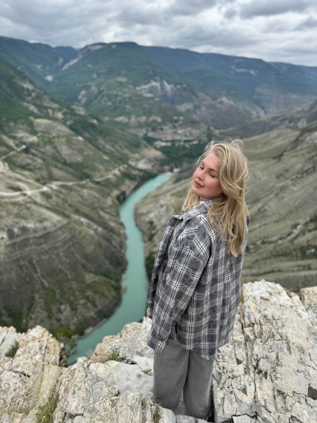 Это была просто бомба! Поездка на Сулакский каньон превзошла все ожидания — красота нереальная, как будто