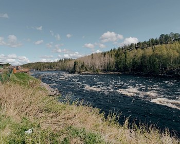 Пересечение Полярного круга, поморский посёлок Умба и этническая программа