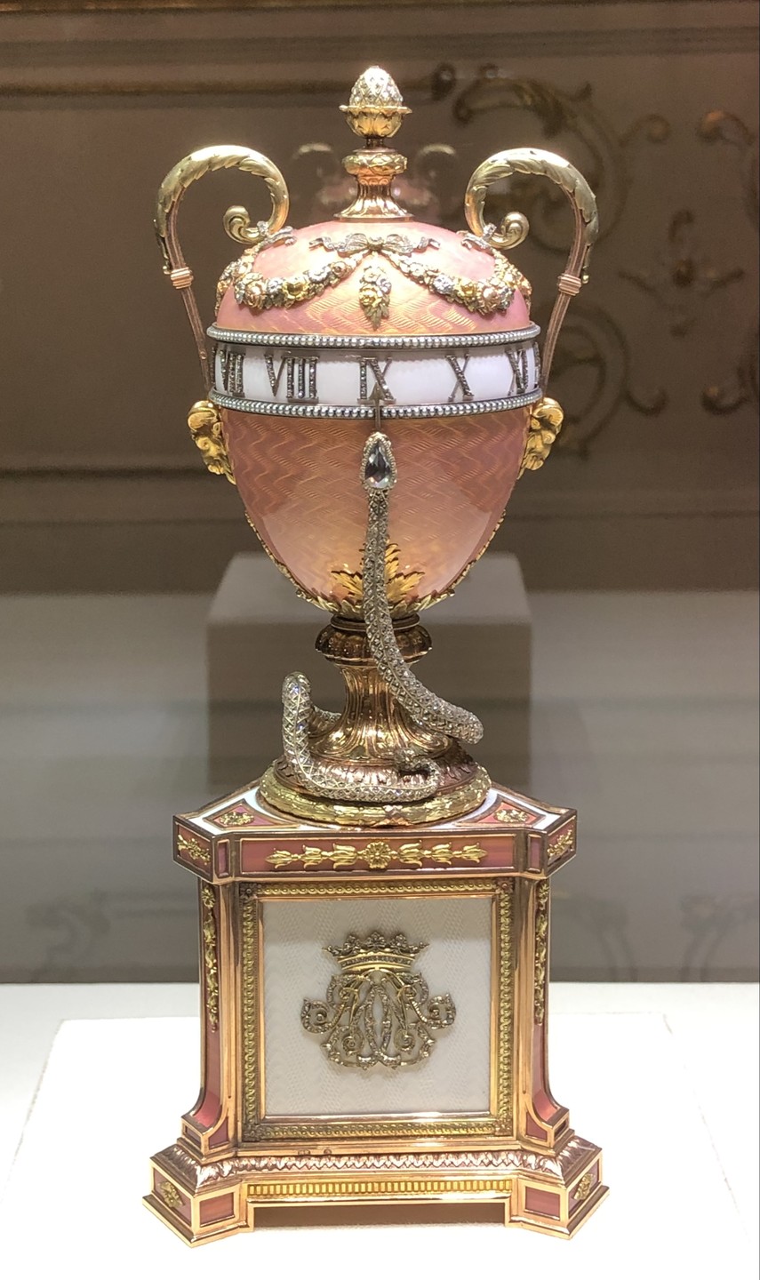 Добрый день! Маршрут мы попросили немного изменить сами, и получилось, как мы хотели. Знание города, с