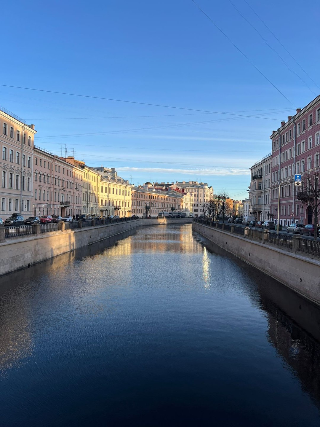 Хотелось изучить Петербург не с парадной стороны, а посмотреть на город глазами великих русских писателей, через