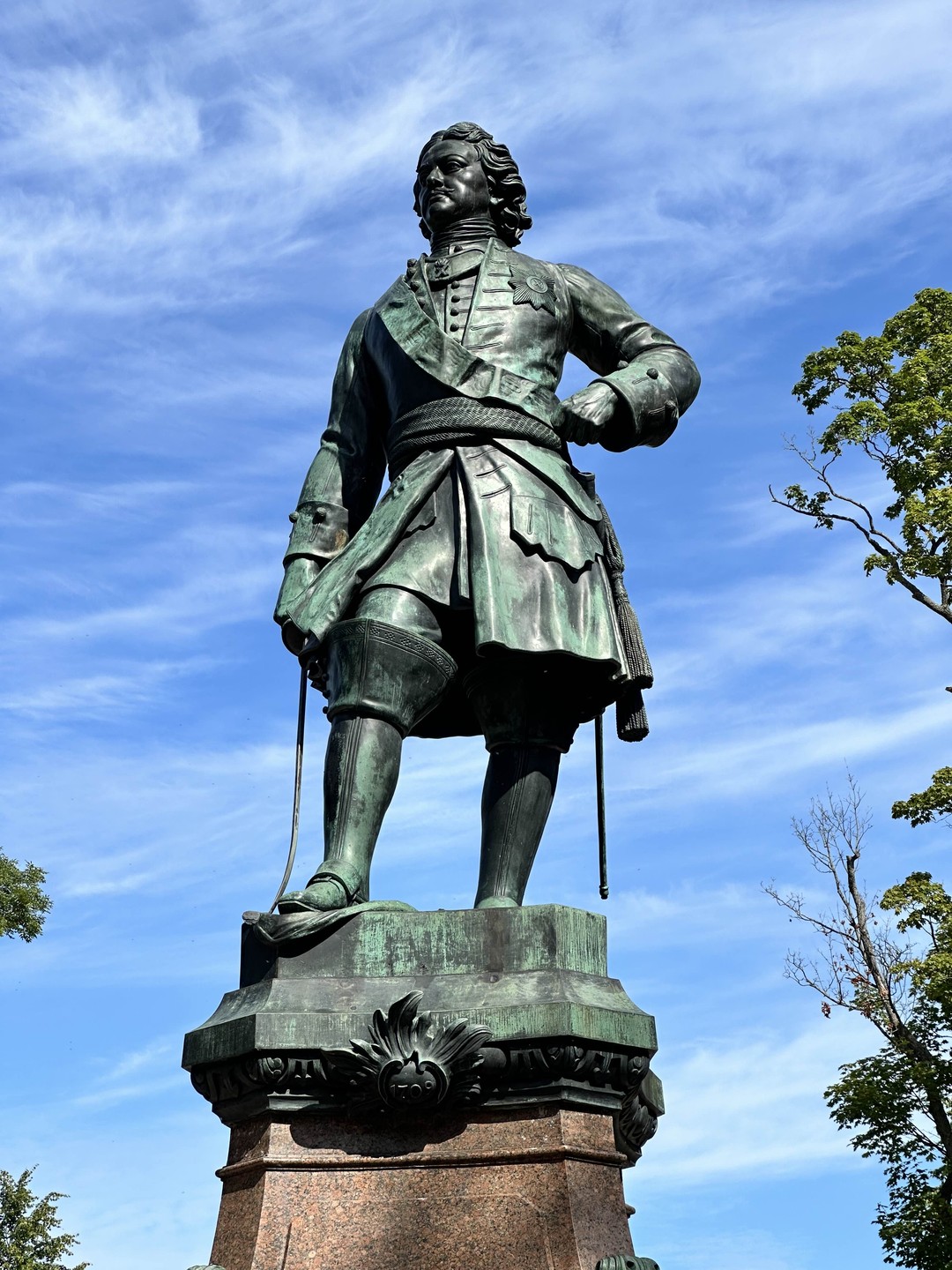 Невероятно понравилась экскурсия. Комфортабельный проезд, очень грамотная гид Светлана. Ненавязчиво, интересно, насыщенно и с большой любовью