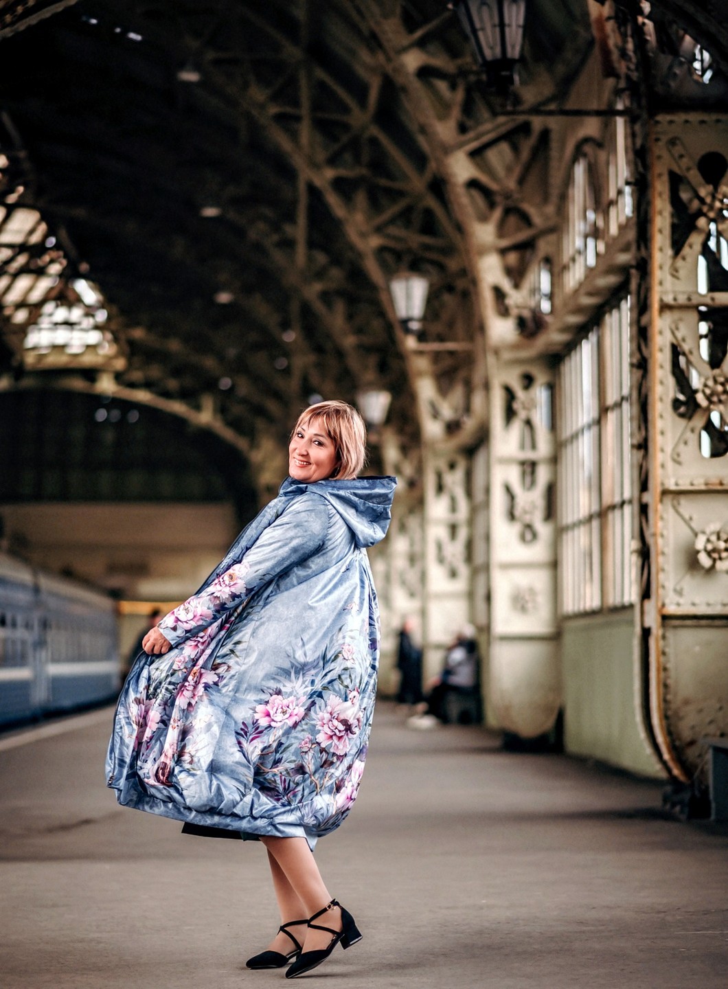 Фотосессия на Витебском вокзале в Петербурге (Марина)