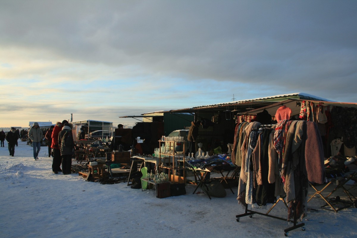 На блошиный рынок «Левша» — с опытным продавцом винтажа (2/8)