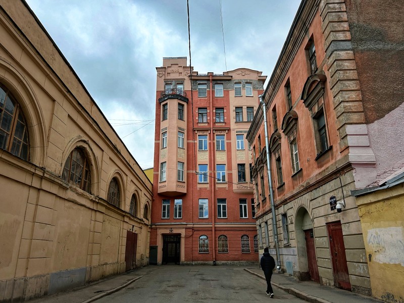 Фото к экскурсии По Литейной части Петербурга — с фланёром