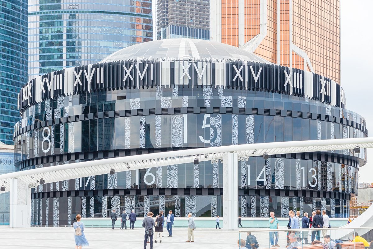 Идеи стеклянной архитектуры на прогулке по «Москва-Сити». Индивидуальная экскурсия (3/7)