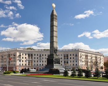 Знакомство с Минском и поездка по желанию в Хатынь