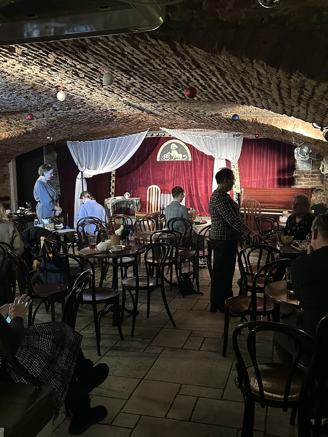 Дарья, огромное вам спасибо за атмосферный вечер и интересные истории! Данную экскурсию однозначно буду рекомендовать!! 😊