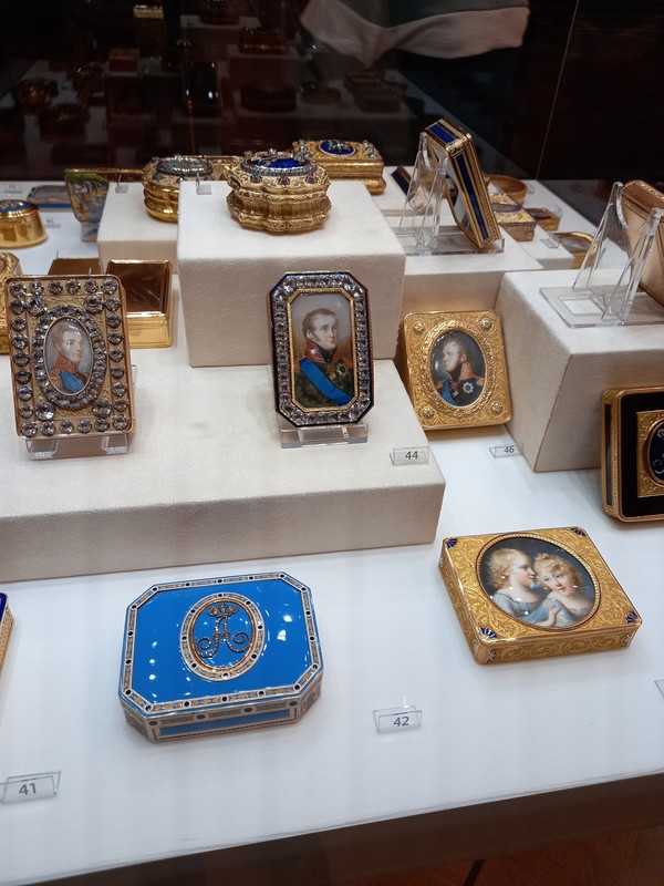 Виды Картье и Фаберже: истории двух ювелирных домов