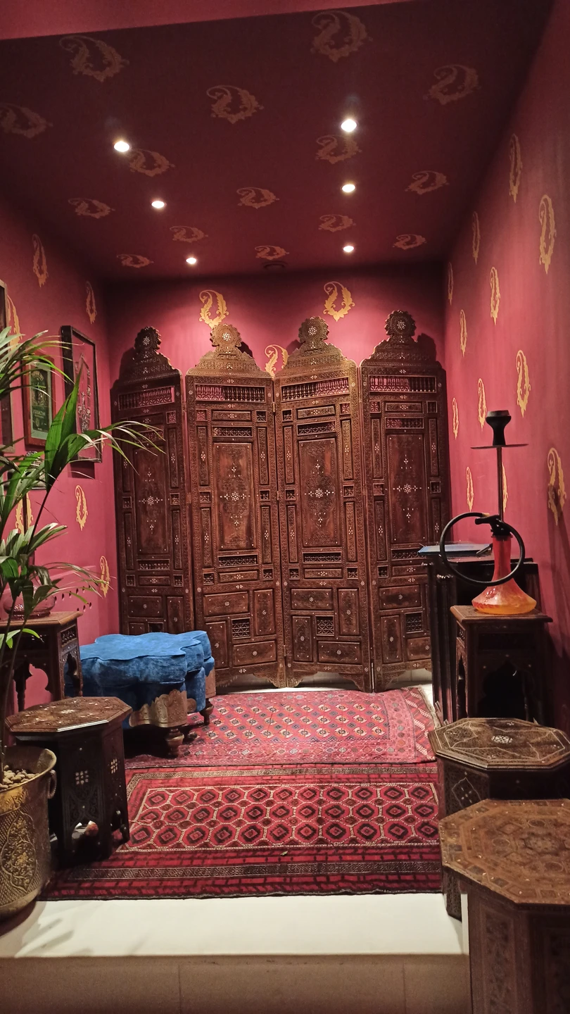 Были у Дмитрия на экскурсии 10 ноября 2024 года в компании 8 коллег нутрициологов. Хотелось от