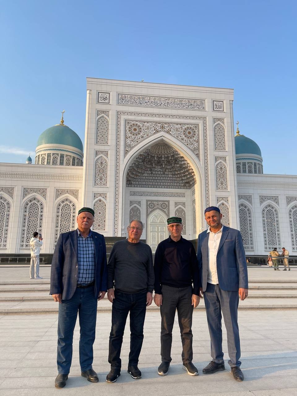 Очень довольны обслуживание нашей группы компаний Tripster в лице организатора Лилия. Мы были освобождены от решения