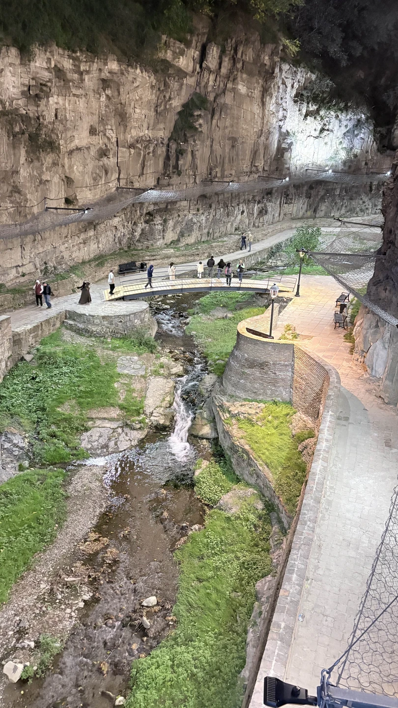 Тамара, спасибо за великолепную экскурсию! Будем всем вас рекомендовать 😘