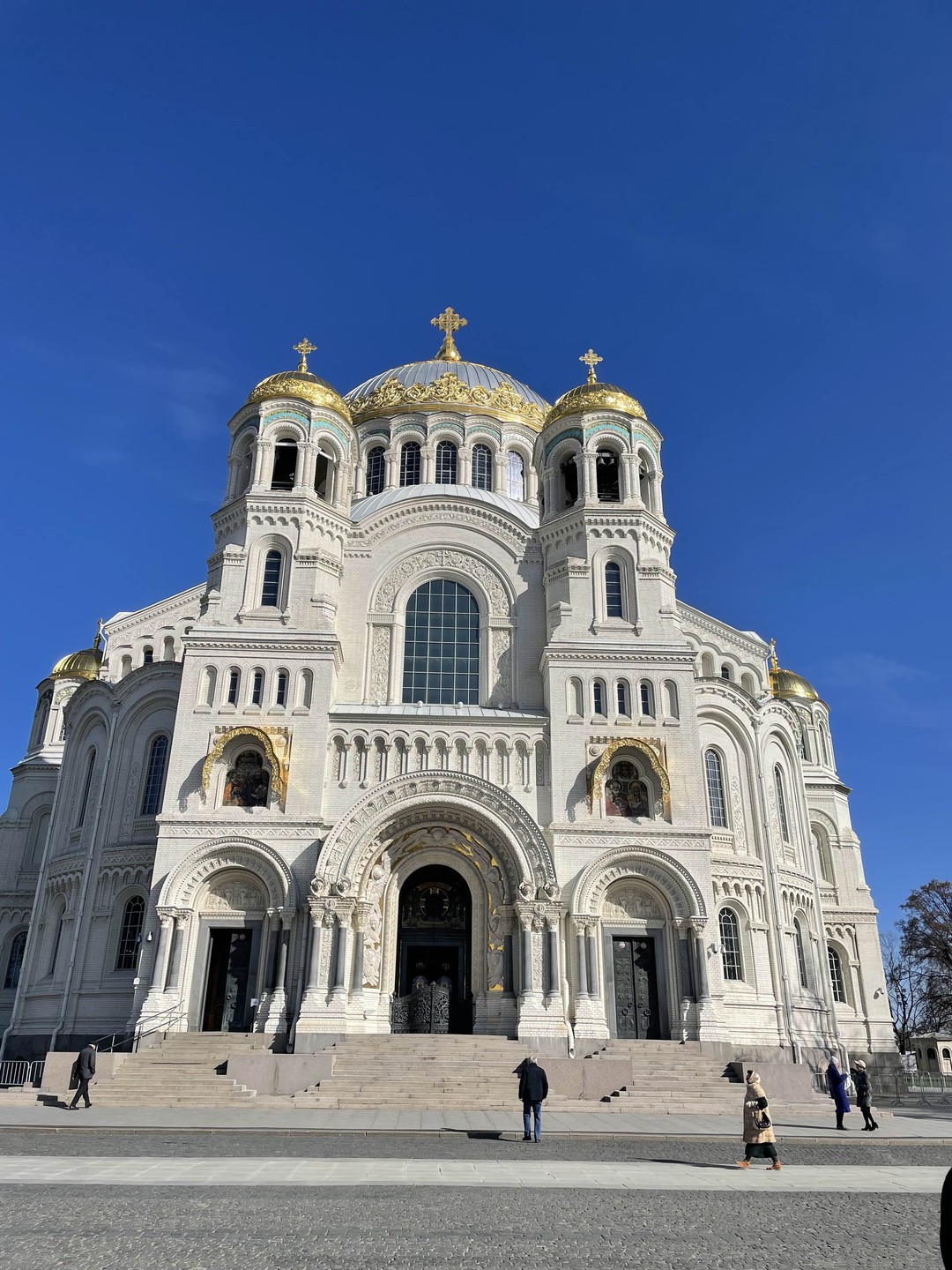 Кронштадт в рассказах русского офицера (Анна)