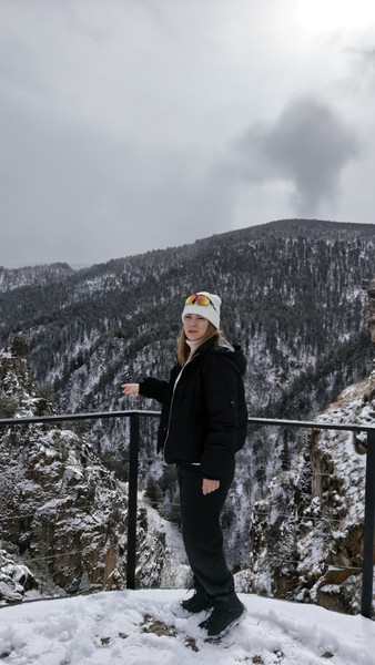 Все прекрасно, начиная от организатора Насти, которая волшебно так распределила нагрузку интересных поездок приемлемо для выживания