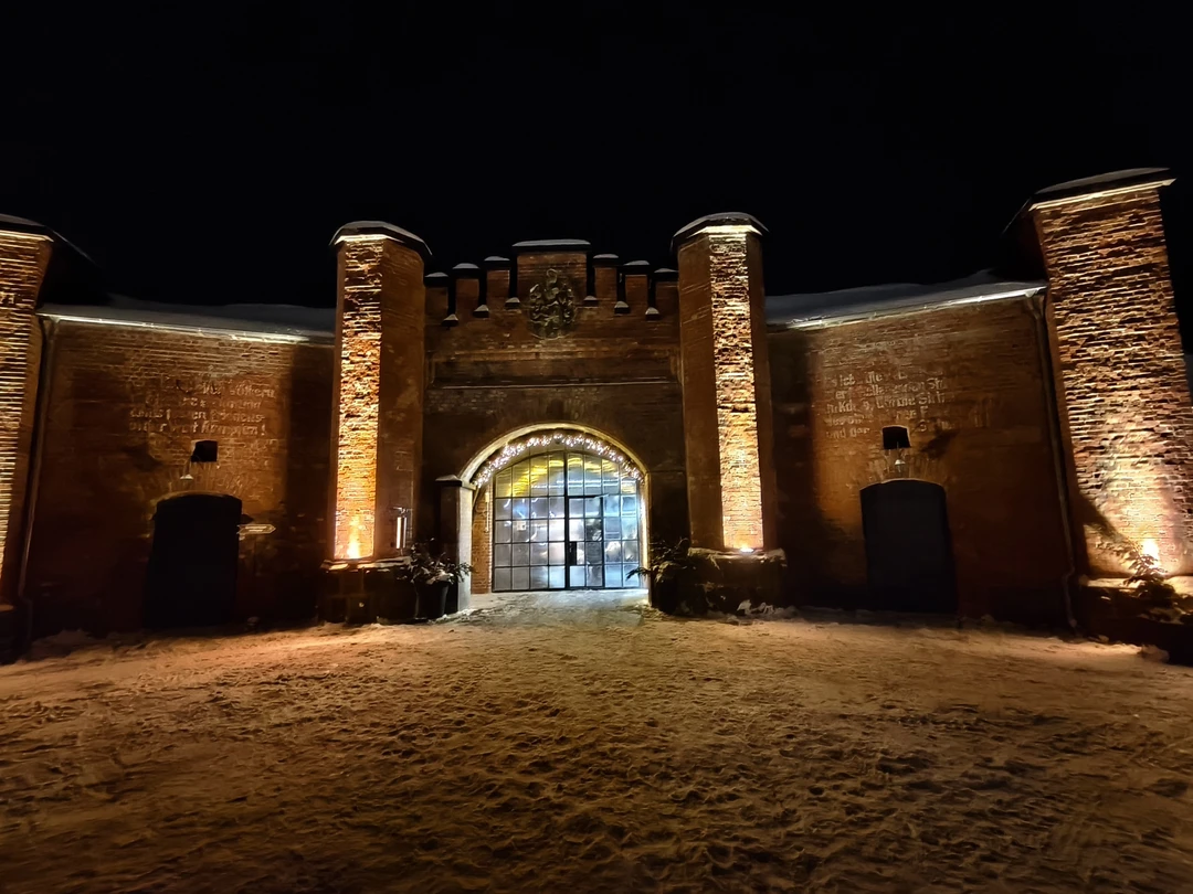 Экскурсия интересная и познавательная. Много исторической информации и фактов об денхоффе и не только. Рекомендую!