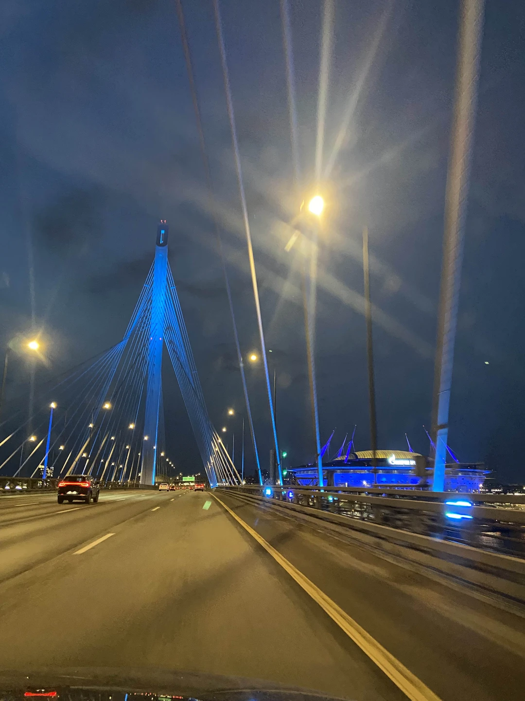 Отличная экскурсия!!! Антон замечательный рассказчик и очень внимательный к своим гостям. Проехали и по исторической части