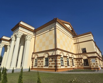 Обзорная экскурсия по Витебску и поездка в усадьбу И.Е. Репина