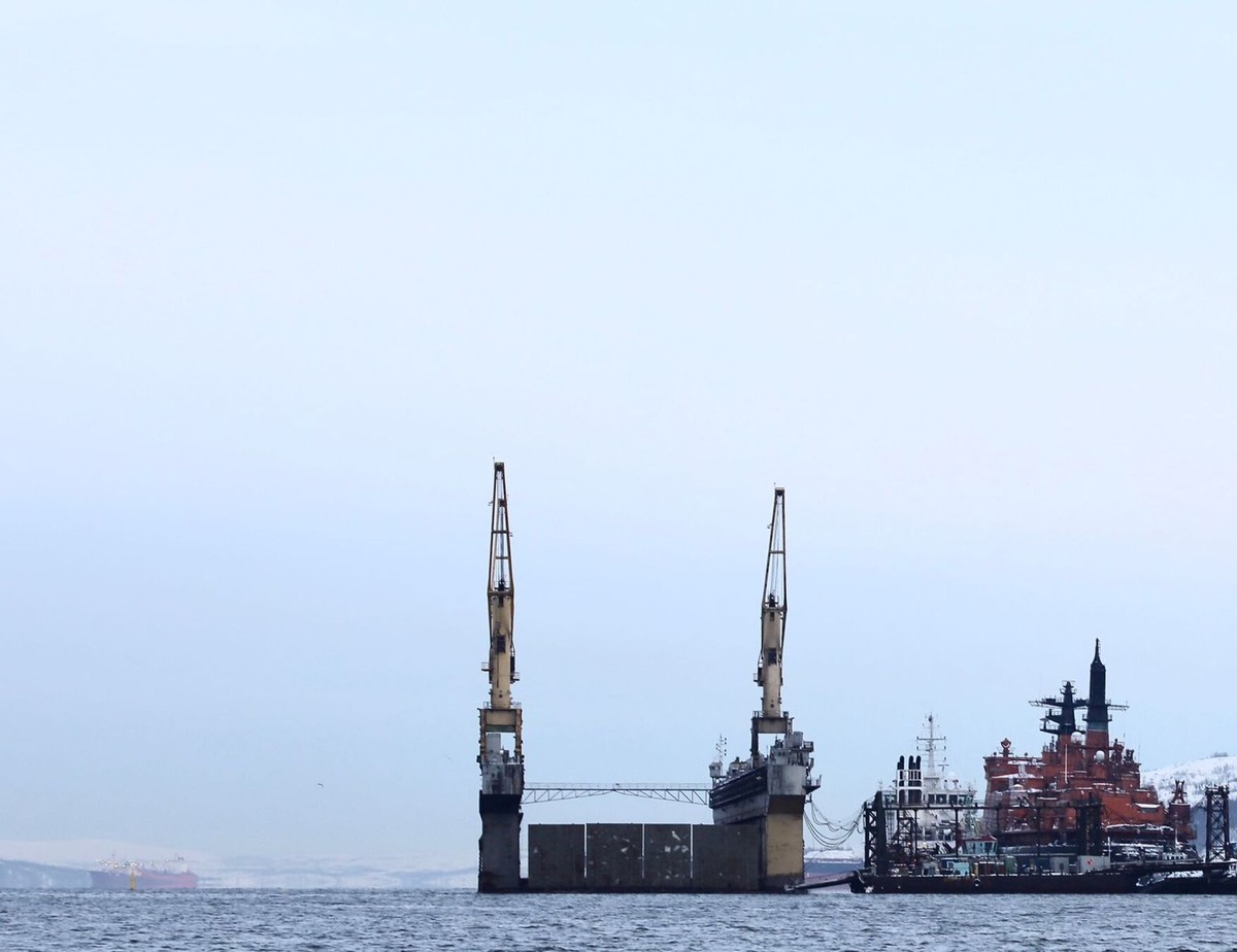 Кольский фьорд (9/19)