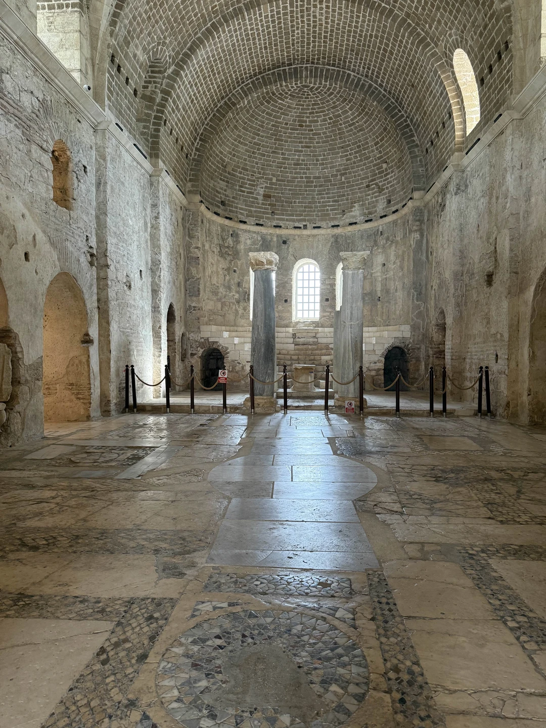 Хотим выразить Угуру нашу огромную благодарность за прекрасную поездку в храм Святителя Николая и античный город!