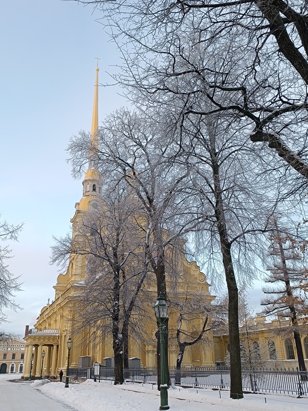 Новогодняя Петропавловская крепость (с экскурсией в соборе)