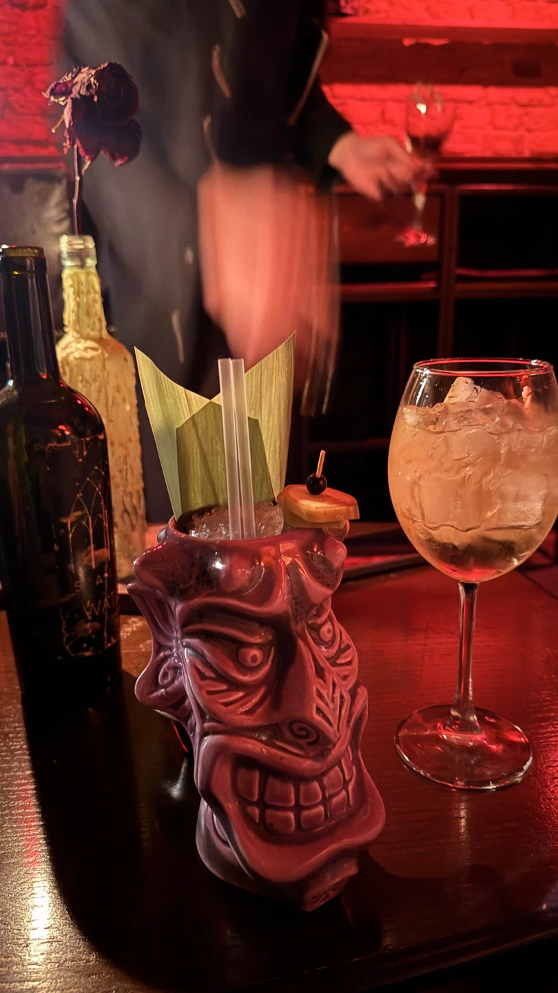 Спасибо Марии за экскурсию! Необычные бары и заведения! Нам очень понравилось ❤️