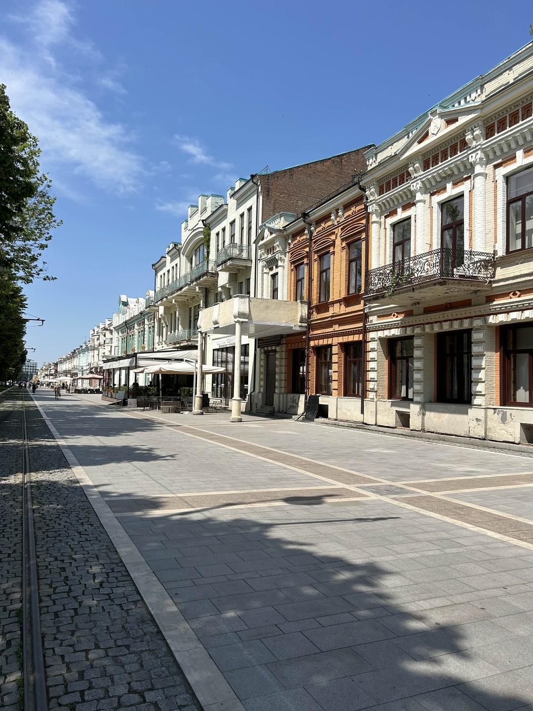 Замечательная экскурсия для первого знакомства с городом. Тимуру огромное спасибо! Он прекрасный рассказчик владеющий массой интересной
