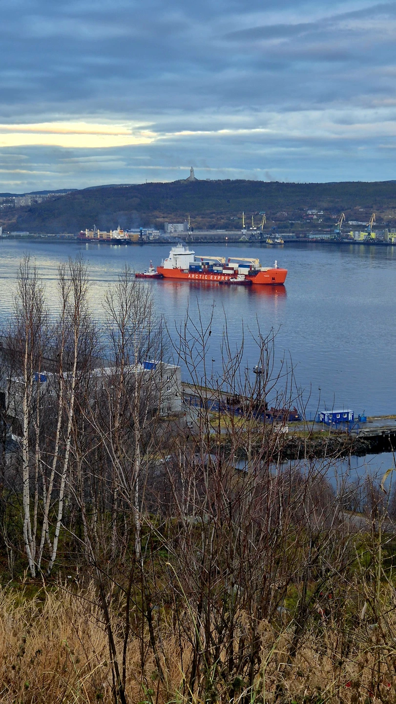 Последний город Российской империи - Мурманск с двух берегов (Евгения)