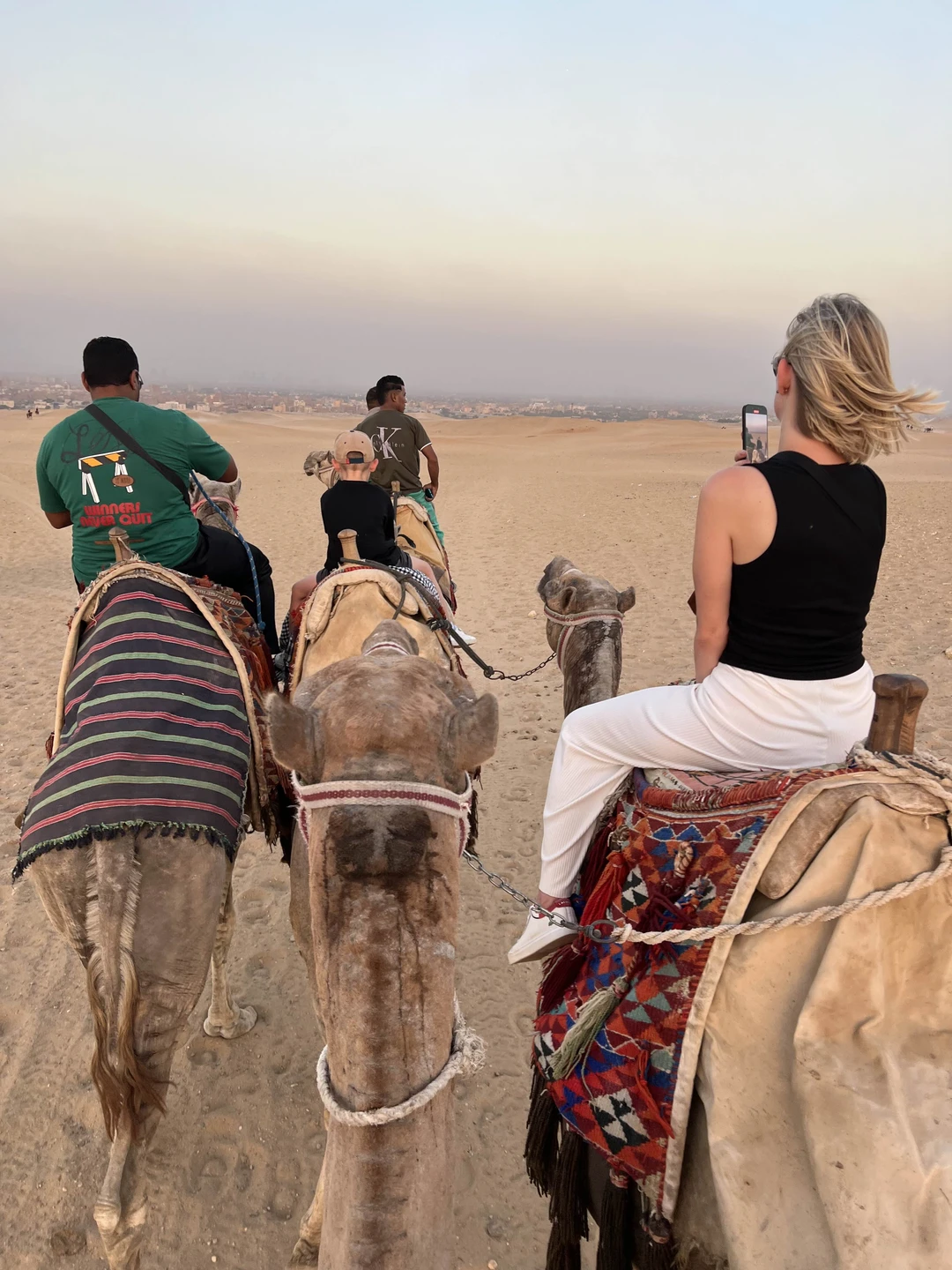 Чудесная прогулка. Легкая и ненавязчивая) Мы благодарны Шерифу за проведенное время. Автомобиль был самым комфортным и