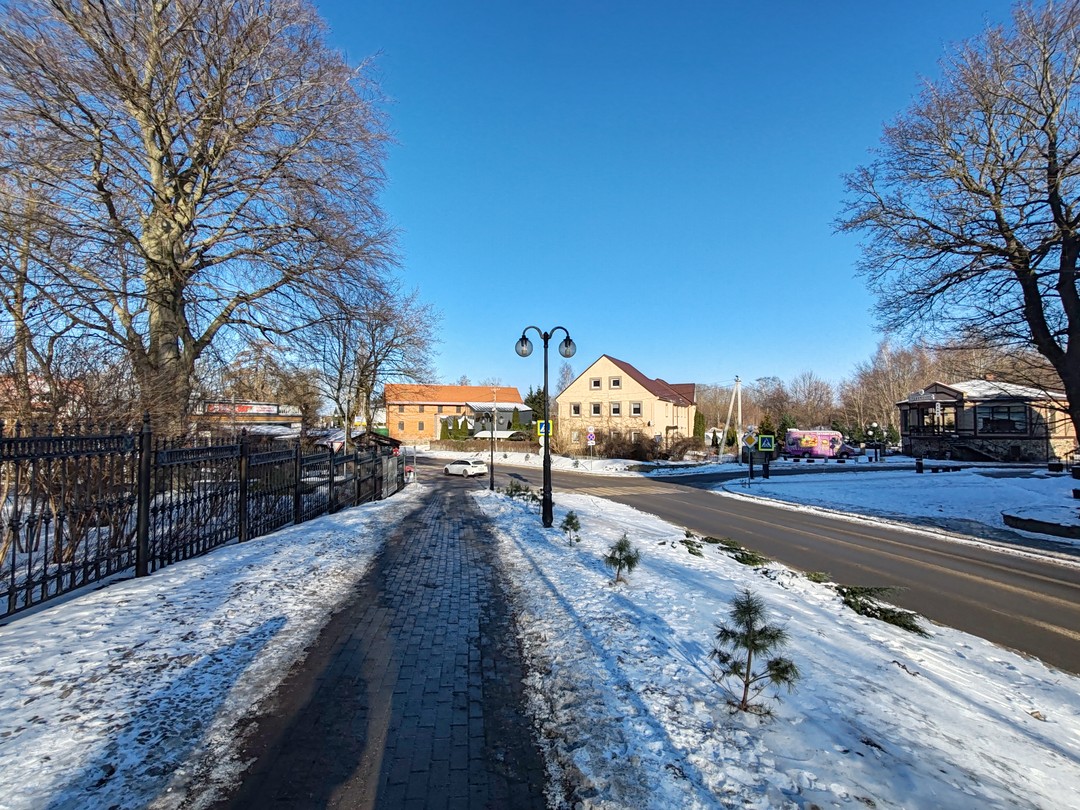 Были на экскурсии больше 8 часов) Антон замечательный рассказчик) экскурсия пролетела незаметно) как то тепло) хотя