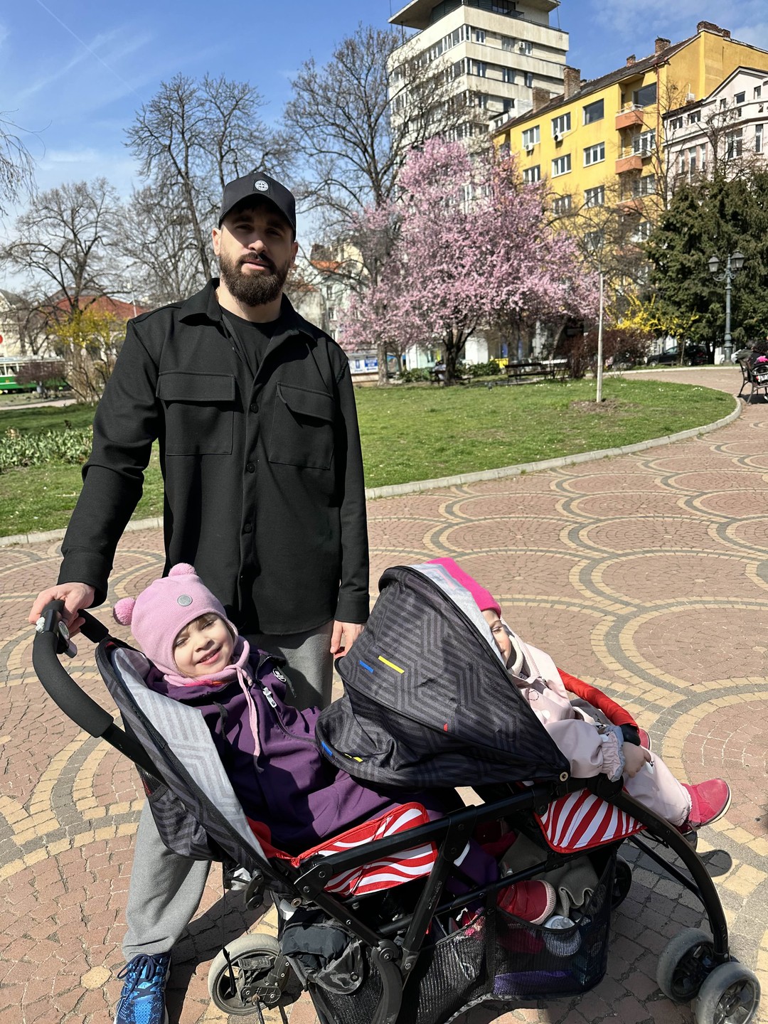 Огромное спасибо Кириллу за экскурсию! Наш любознательный сын 9 лет завалил вопросами. На все из них нашлись ответы. 3 часа пролетели незаметно 👍
