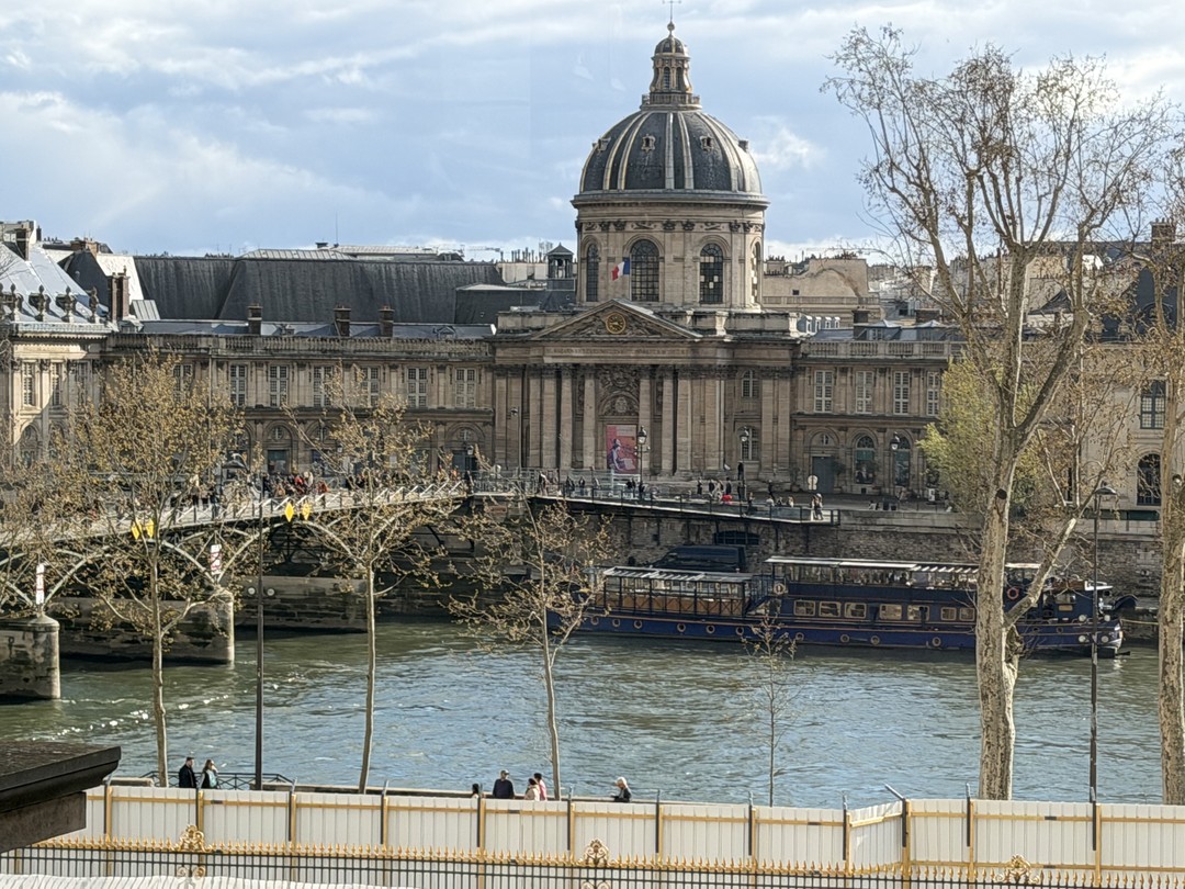 Дмитрий, очень интересный гид! Профессионал с чувством юмора