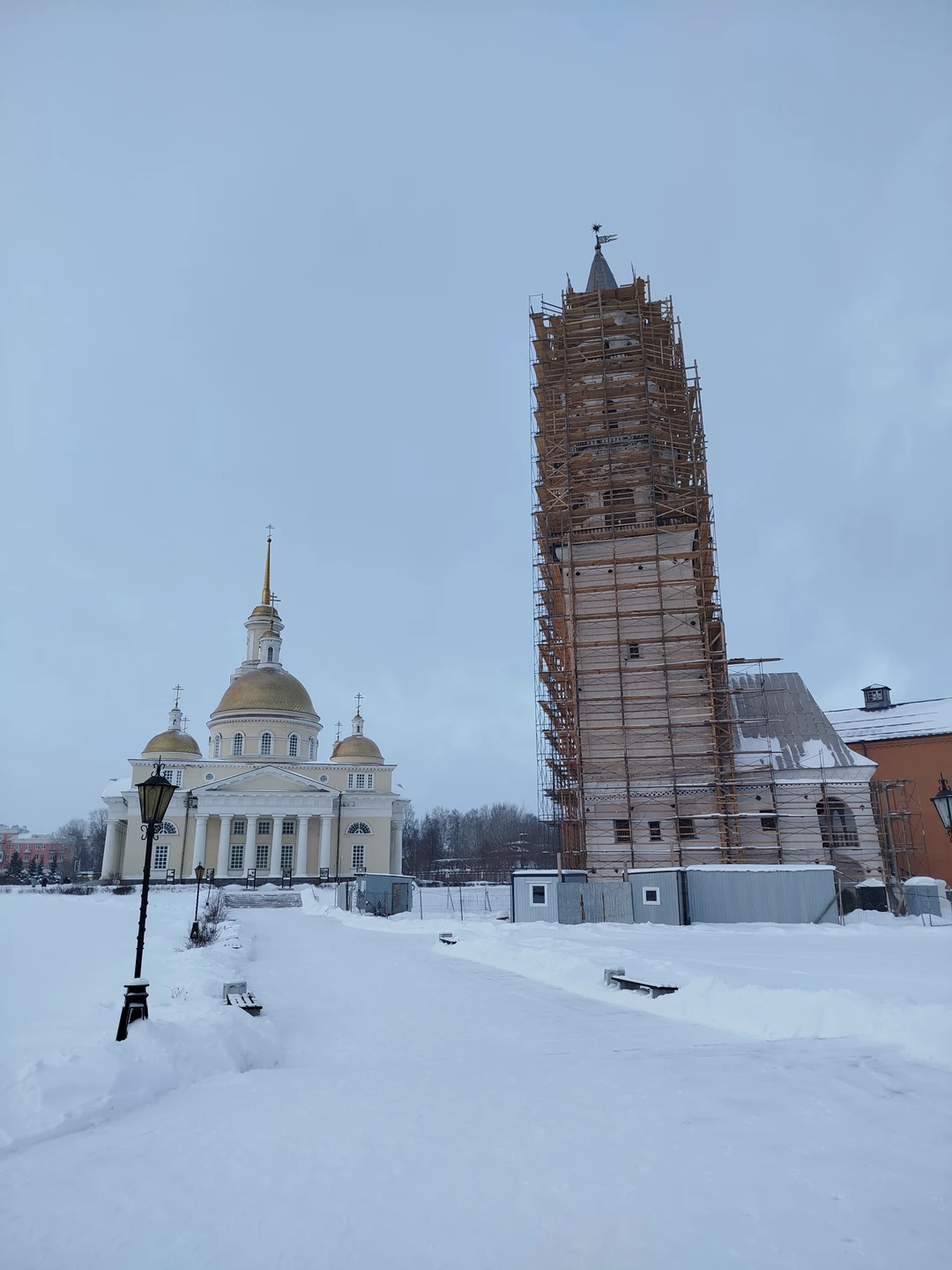 На этой экскурсии вы узнаете множество удивительных фактов о развитии промышленности на Урале, а также насладитесь