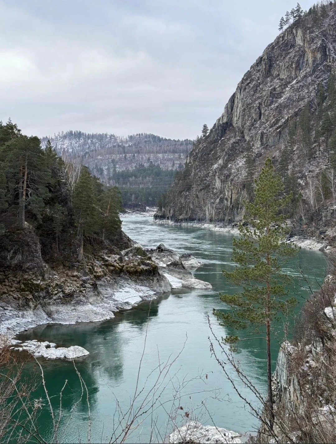 Замечательная гид-водитель Инесса! Интересно рассказывает про историю Алтая и Республике Алтай, мне было интересно её слушать
