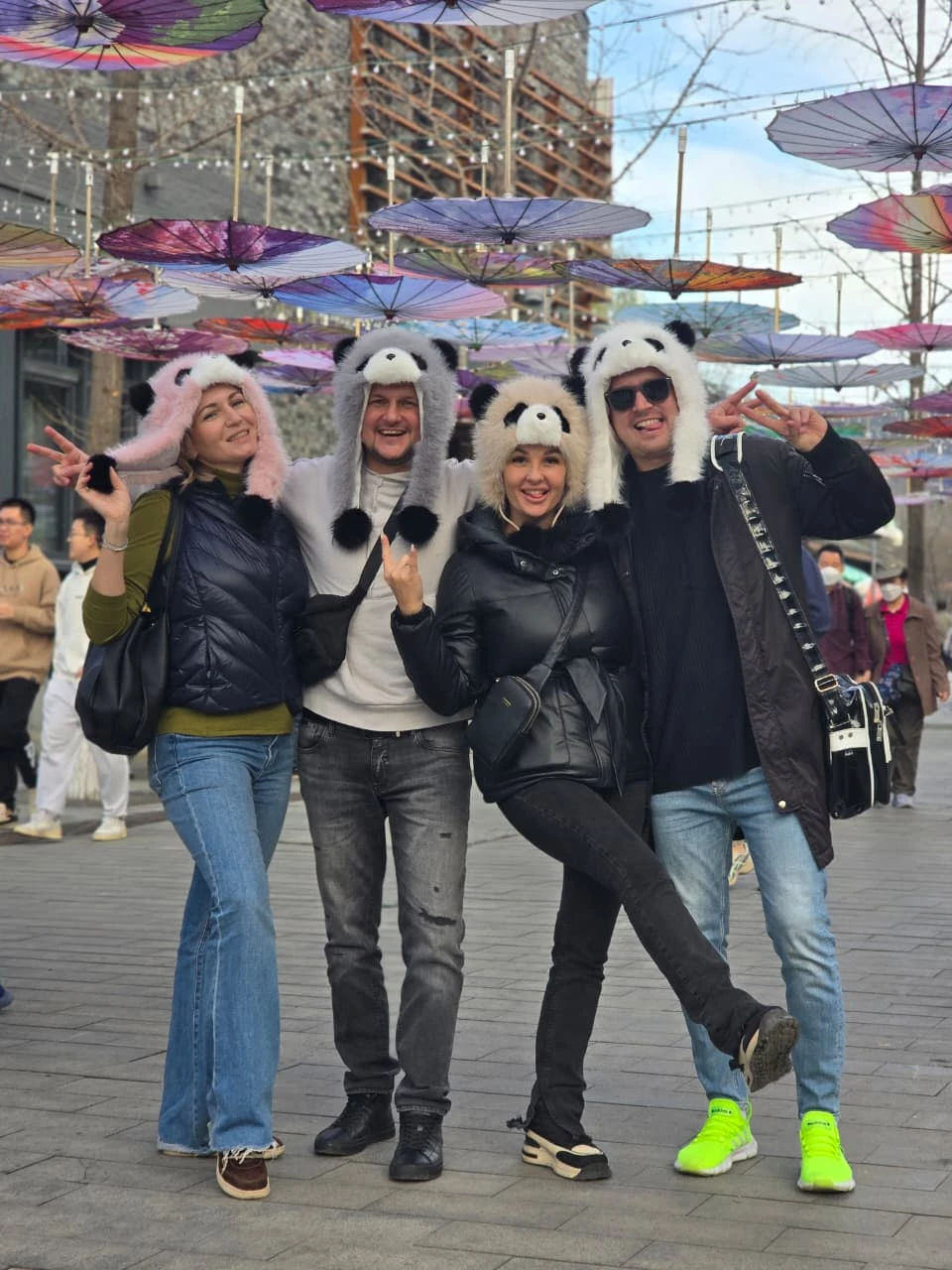 Наша экскурсия прошла великолепно. Евгений замечательный экскурсовод,с глубокими познаниями буддийской культуры. Говорит на чистом русском языке,абсолютно